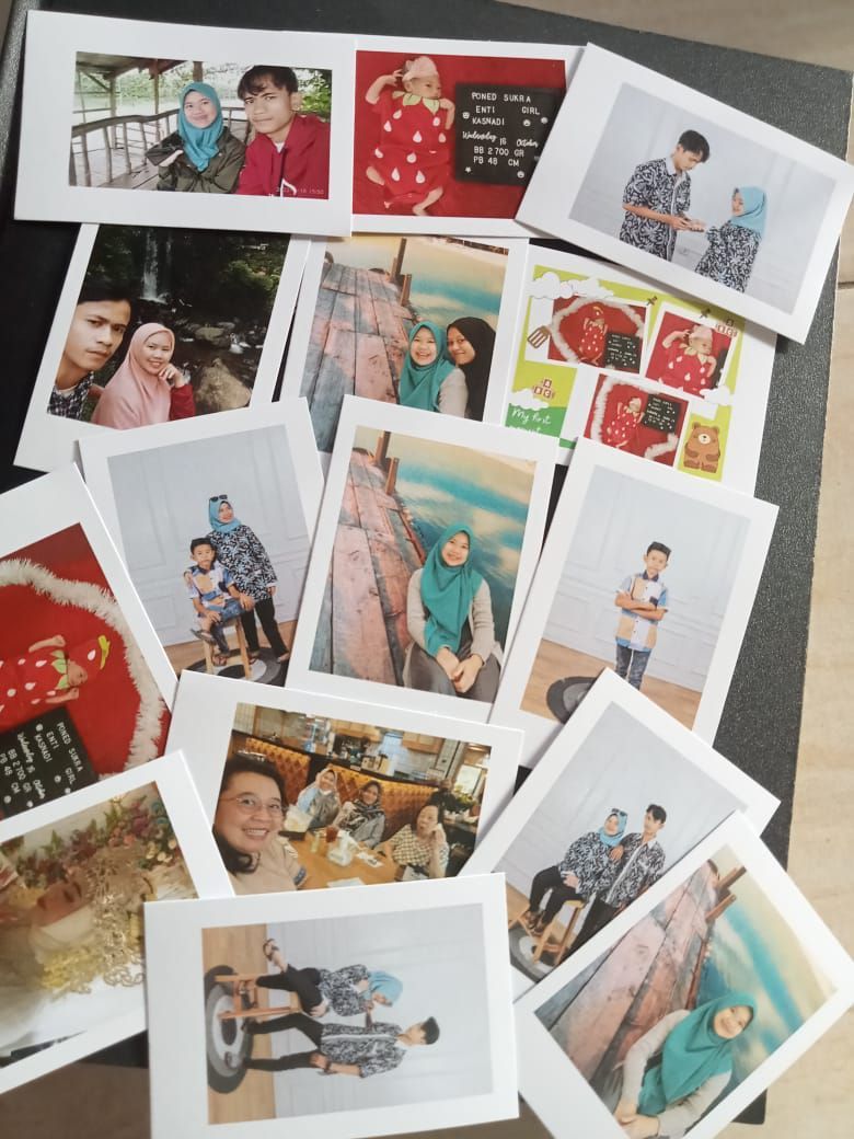 Cetak Foto Polaroid Custom